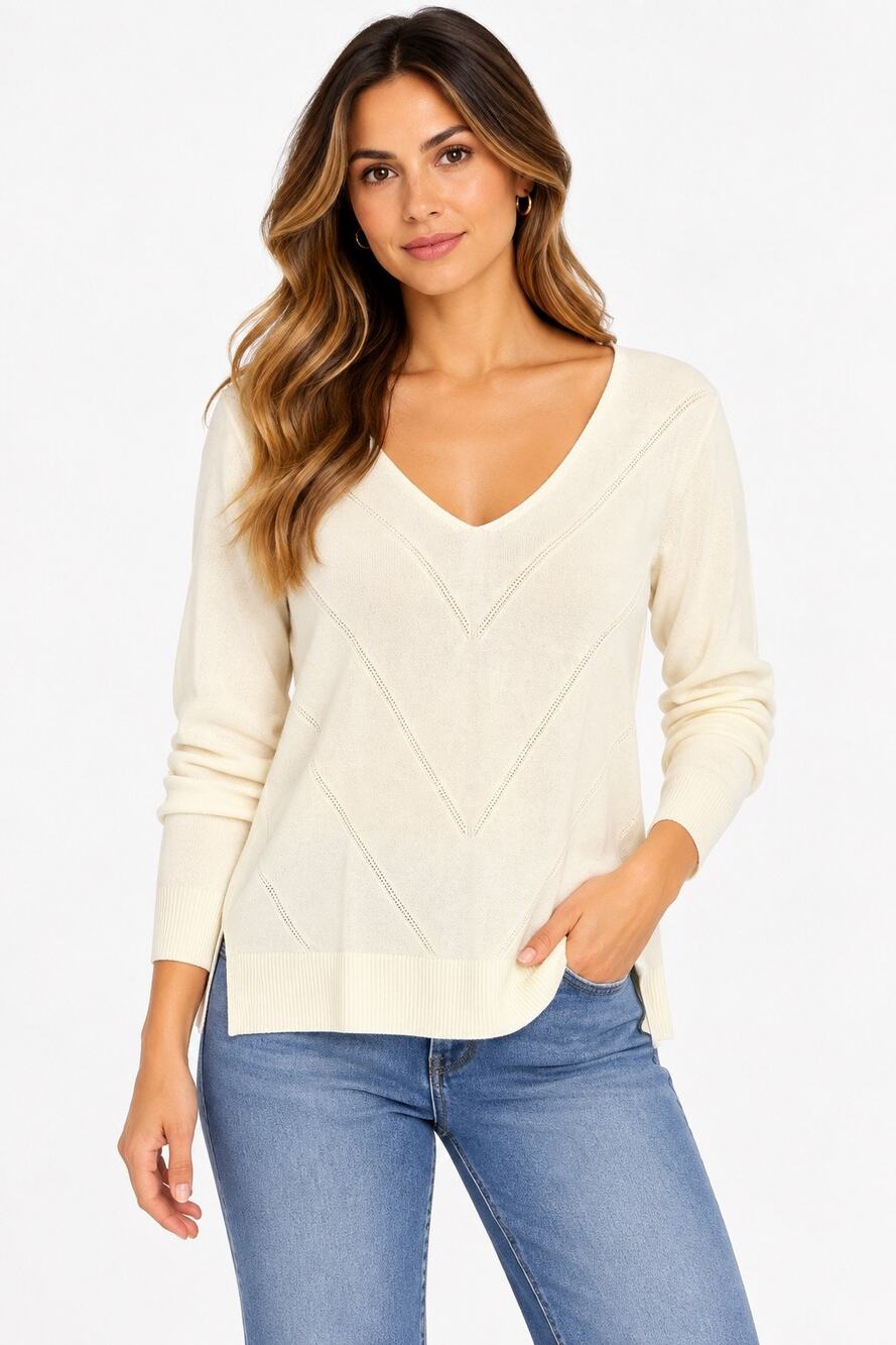 Banana Republic Women's Ivory V-Neck Lightweight Knit Sweater Medium